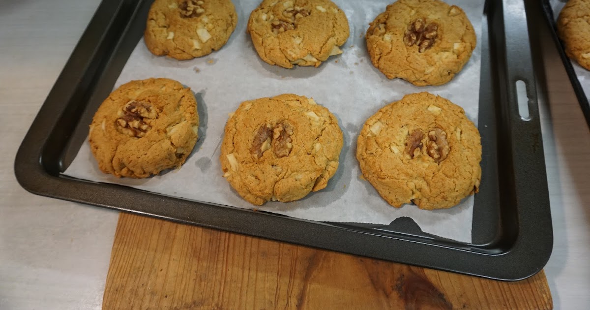 Apple and Walnut Soft Cookies